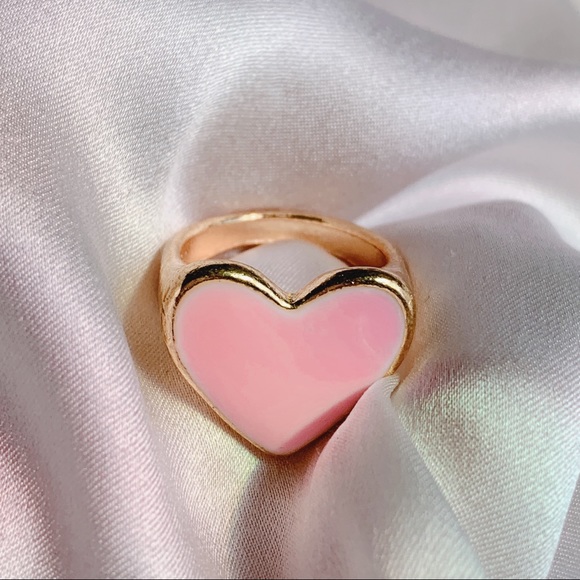 pink heart ring 🤍☁️👼🏻 - Picture 4 of 5